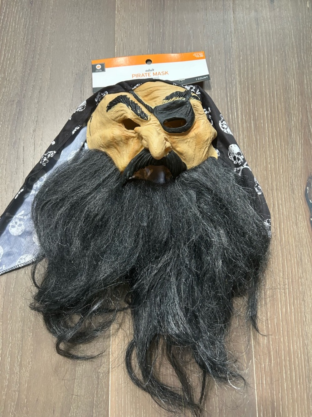 Hyde and Eek pirate adult mask. NWT (acc2)